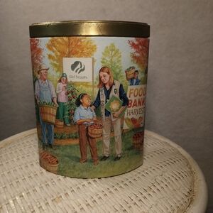 Vintage 2006 Girl Scout tin